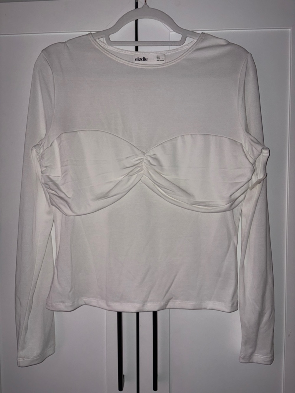 Elodie NWOT Cream Long Sleeve Twist Bust Top